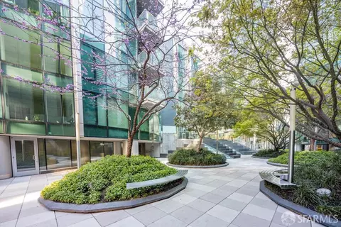 Exterior - 301 Main St #10F, San Francisco, CA 94105 photo 2 of 3