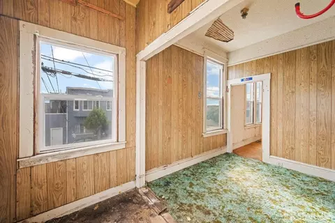 Entry Way - 300 Burrows St, San Francisco, CA 94134 photo 1 of 6