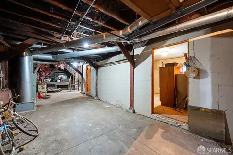 Entry Way - 300 Burrows St, San Francisco, CA 94134 photo 6 of 6