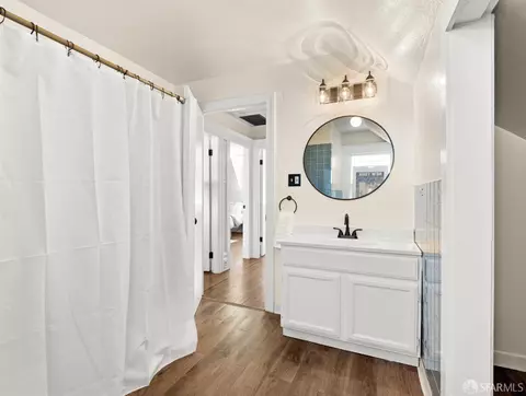 Bath - 1712 Quesada Ave, San Francisco, CA 94124 photo 3 of 3