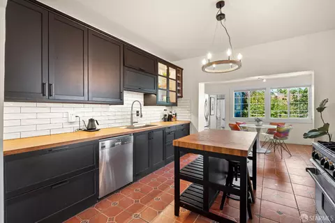 Kitchen - 1712 Quesada Ave, San Francisco, CA 94124 photo 2 of 3