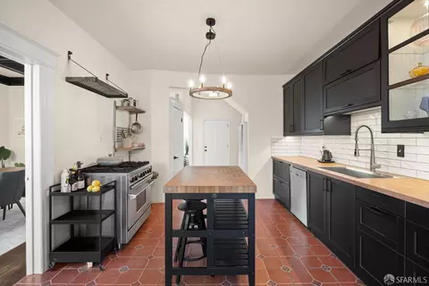 Kitchen - 1712 Quesada Ave, San Francisco, CA 94124 photo 3 of 3