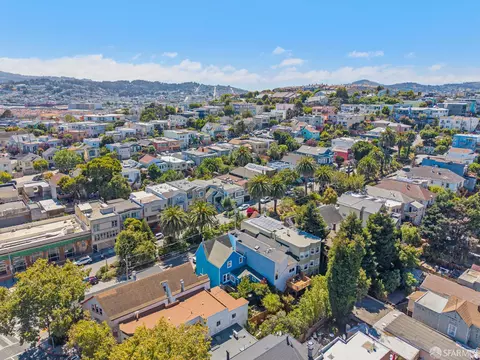 View/Area - 1712 Quesada Ave, San Francisco, CA 94124 photo 2 of 5