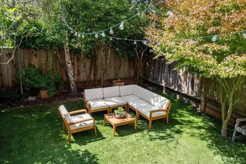 Exterior - 181 27th St, San Francisco, CA 94110 photo 1 of 2