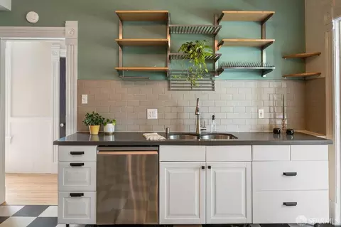 Kitchen - 181 27th St, San Francisco, CA 94110 photo 2 of 4