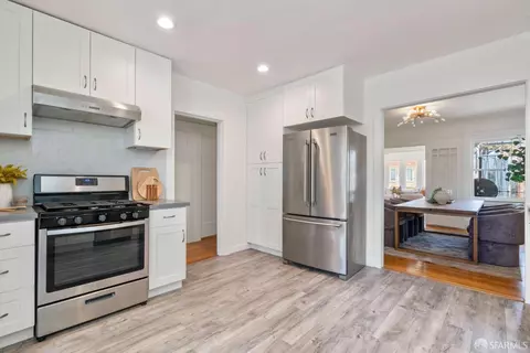Kitchen - 842 Edinburgh St, San Francisco, CA 94112 photo 6 of 6