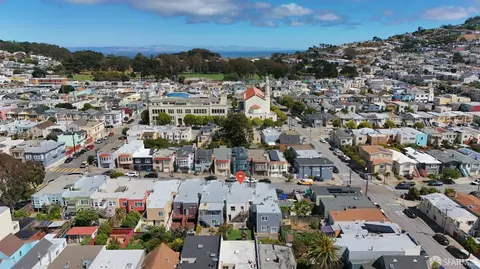 View/Area - 842 Edinburgh St, San Francisco, CA 94112 photo 4 of 5