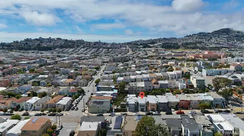 View/Area - 842 Edinburgh St, San Francisco, CA 94112 photo 3 of 5