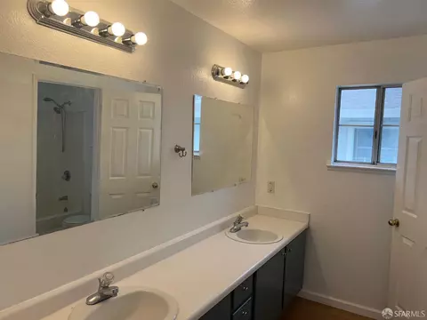 Bath - 911 3rd St, Rodeo, CA 94572 photo 1 of 5