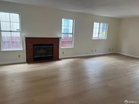 Living - 911 3rd St, Rodeo, CA 94572 photo 2 of 6