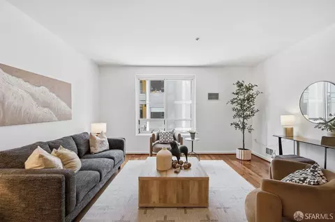 325 Berry St #306, San Francisco, CA 94158