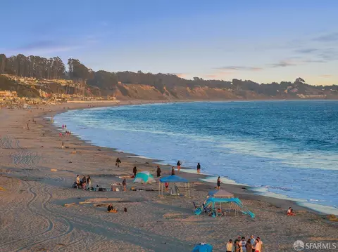 View/Area - 543 Beach Dr, Aptos, CA 95003 photo 7 of 10