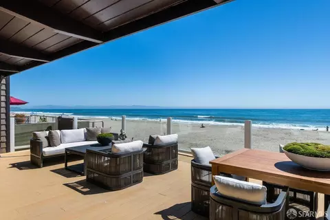 Exterior - 543 Beach Dr, Aptos, CA 95003 photo 1 of 5