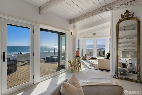 Living - 543 Beach Dr, Aptos, CA 95003 photo 5 of 6