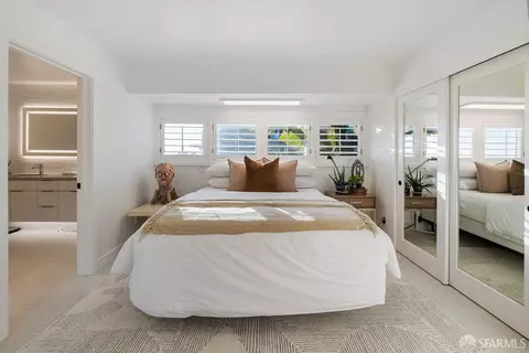 Bedroom - 543 Beach Dr, Aptos, CA 95003 photo 3 of 8