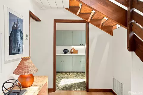 Entry Way - 140 Panoramic Way, Berkeley, CA 94704 photo 1 of 5