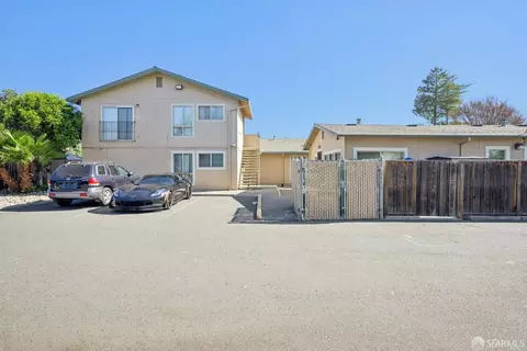 Exterior - 391 Bartlett Ave, Hayward, CA 94541 photo 9 of 12