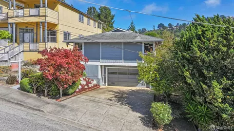 Exterior - 115 Bay View Rd, Pacifica, CA 94044 photo 11 of 12