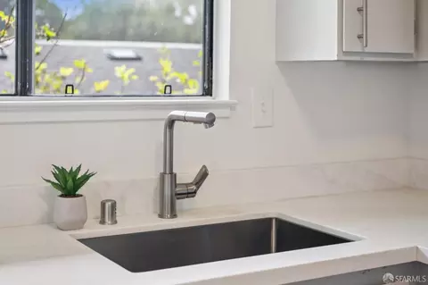 Kitchen - 115 Bay View Rd, Pacifica, CA 94044 photo 3 of 5