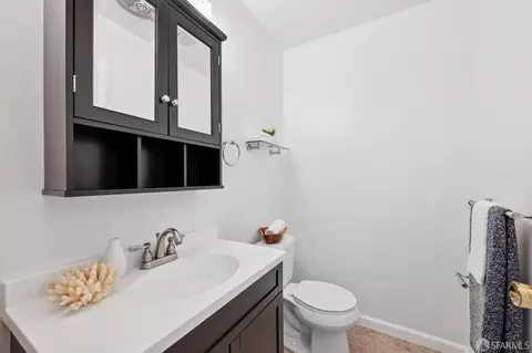 Bath - 115 Bay View Rd, Pacifica, CA 94044 photo 7 of 7