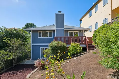 Exterior - 115 Bay View Rd, Pacifica, CA 94044 photo 9 of 12