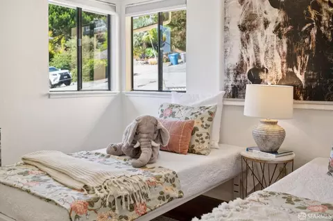 Bedroom - 115 Bay View Rd, Pacifica, CA 94044 photo 12 of 16