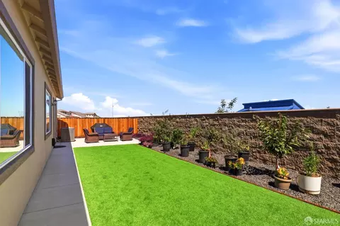 Exterior - 728 Temescal St, Oakley, CA 94561 photo 6 of 8