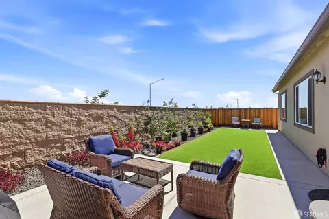 Exterior - 728 Temescal St, Oakley, CA 94561 photo 4 of 8