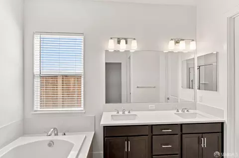 Bath - 728 Temescal St, Oakley, CA 94561 photo 4 of 5