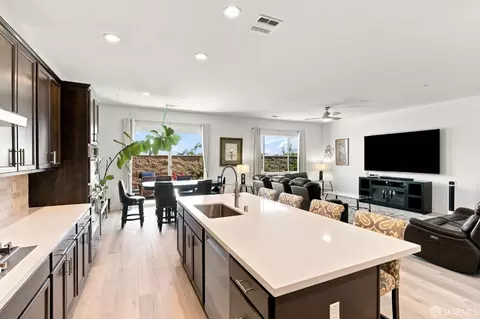 Kitchen - 728 Temescal St, Oakley, CA 94561 photo 3 of 6