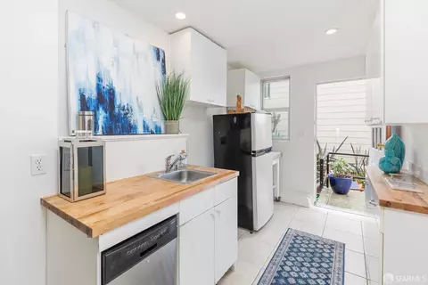 Kitchen - 1701 22nd Ave, San Francisco, CA 94122 photo 7 of 8