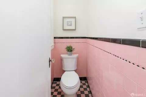 Bath - 1701 22nd Ave, San Francisco, CA 94122 photo 3 of 5