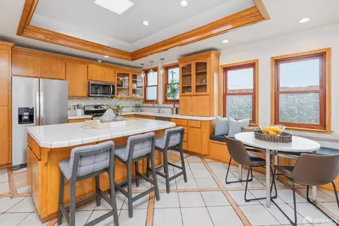 Kitchen - 1701 22nd Ave, San Francisco, CA 94122 photo 4 of 8