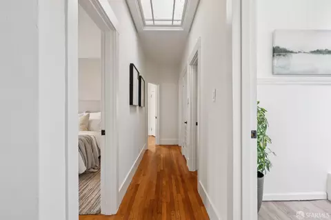 Entry Way - 499 36th Ave, San Francisco, CA 94121 photo 2 of 5