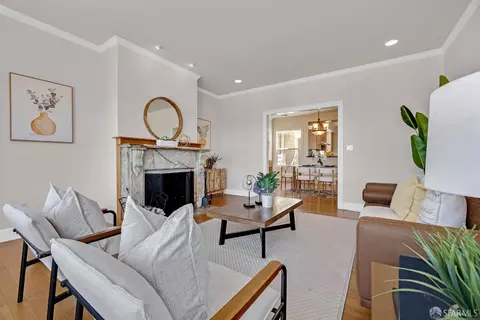 Living - 836 33rd Ave, San Francisco, CA 94121 photo 4 of 4