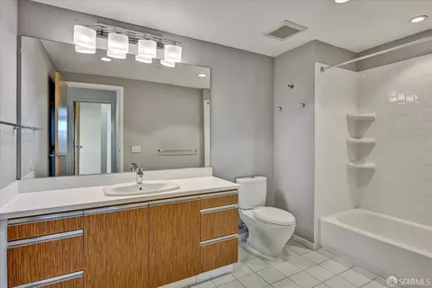 Bath - 5800 3rd St #1310, San Francisco, CA 94124 photo 3 of 4