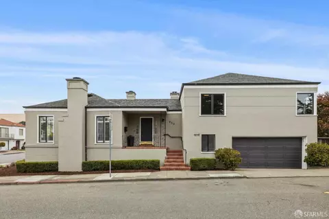 Exterior - 950 Eucalyptus Dr, San Francisco, CA 94132 photo 5 of 5