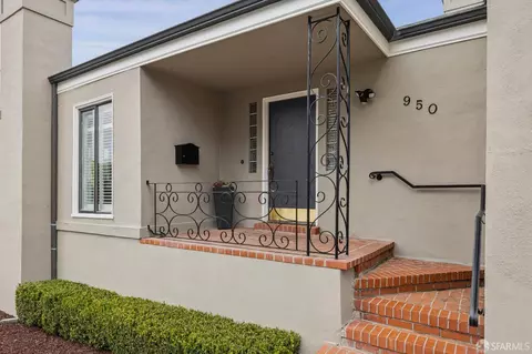 Exterior - 950 Eucalyptus Dr, San Francisco, CA 94132 photo 2 of 5