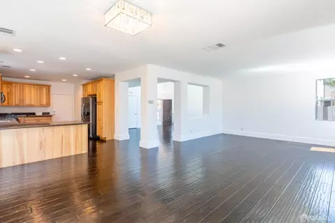 Living - 4457 Fall Ln, Oakley, CA 94561 photo 3 of 9
