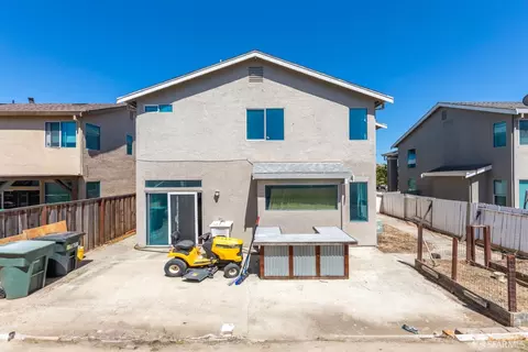 Exterior - 4457 Fall Ln, Oakley, CA 94561 photo 6 of 9
