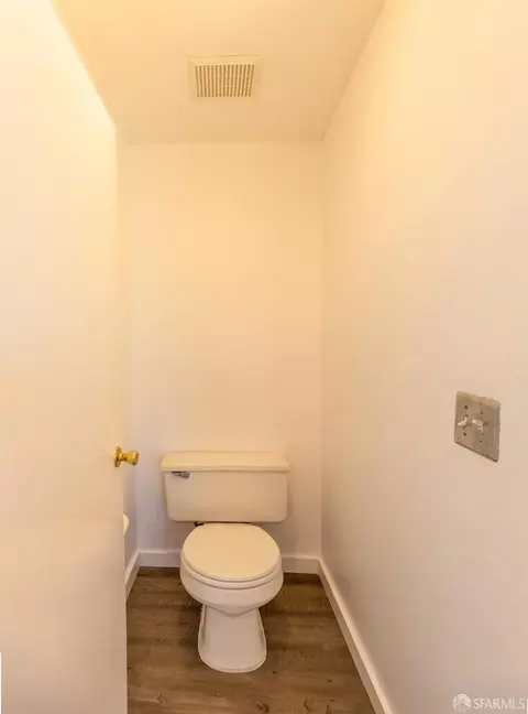 Bath - 4457 Fall Ln, Oakley, CA 94561 photo 4 of 5