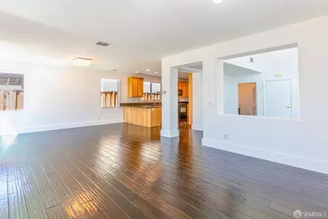 Living - 4457 Fall Ln, Oakley, CA 94561 photo 4 of 9