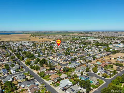 View/Area - 4457 Fall Ln, Oakley, CA 94561 photo 9 of 10