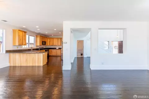 Living - 4457 Fall Ln, Oakley, CA 94561 photo 2 of 9