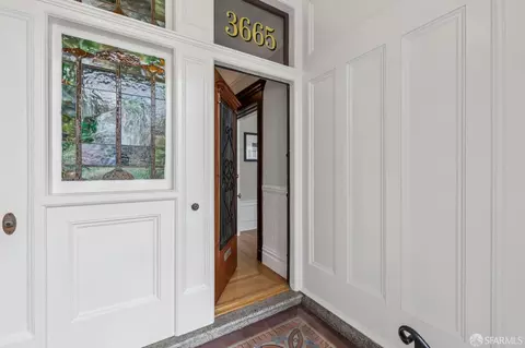 Entry Way - 3665 17th St, San Francisco, CA 94114 photo 2 of 3