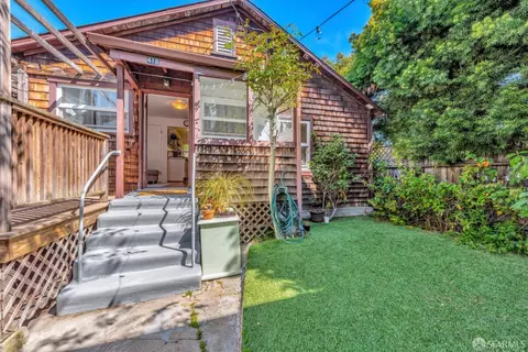 418 Mcauley St, Oakland, CA 94609