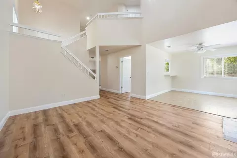 Living - 5022 Gloucester Ln, Martinez, CA 94553 photo 4 of 6