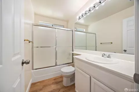 Bath - 5022 Gloucester Ln, Martinez, CA 94553 photo 1 of 5