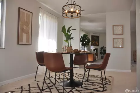Dining - 1701 Central Ave #P, Alameda, CA 94501 photo 1 of 2