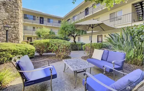 Exterior - 1701 Central Ave #P, Alameda, CA 94501 photo 2 of 6